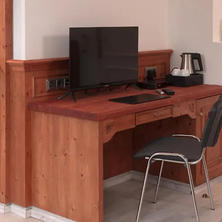 Haus Gimken فندق