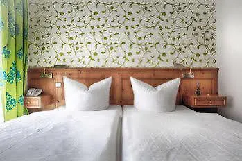 Haus Gimken Hotel 4*